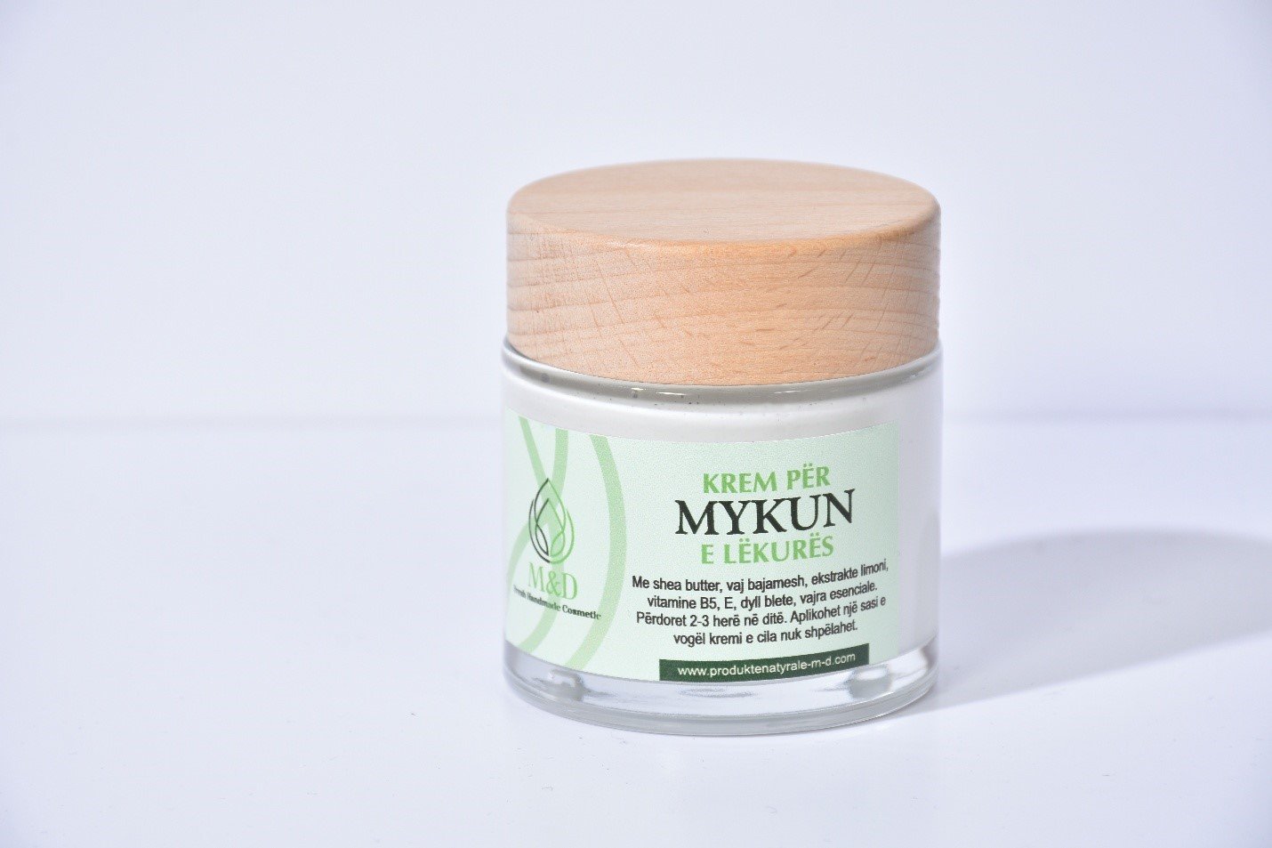 Krem Antimyk – Mbrojtje & Eliminim Natyral i Mykut në Lëkurë